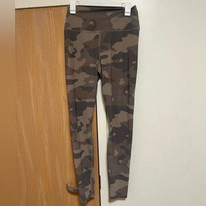 ALO Yoga Camouflage Leggings